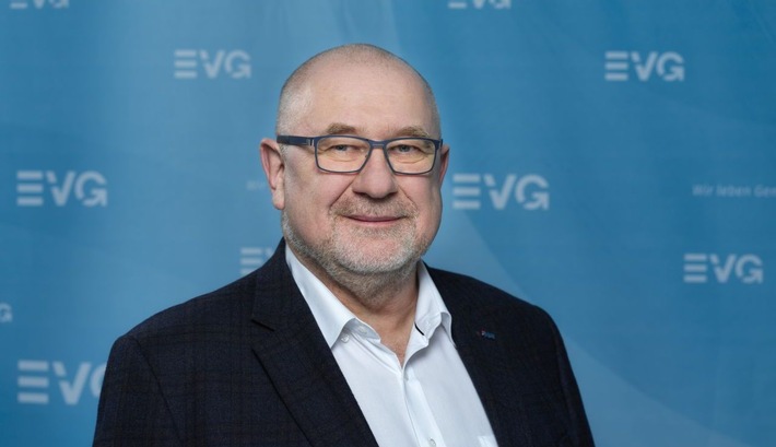Klaus-Dieter Hommel zum neuen EVG-Vorsitzenden gewählt