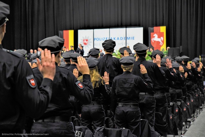 POL-OS: "Begegnung schaffen" - Demokratiewoche der Polizeidirektion Osnabrück startet
