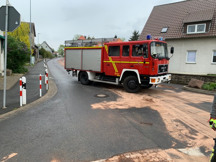 FW Lage: TH1 - Ölspur / größere Ölspur in Heiden - 28.04.2020