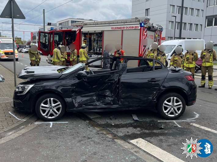 POL-DU: Wanheimerort: Unfall mit mehreren verletzten Person