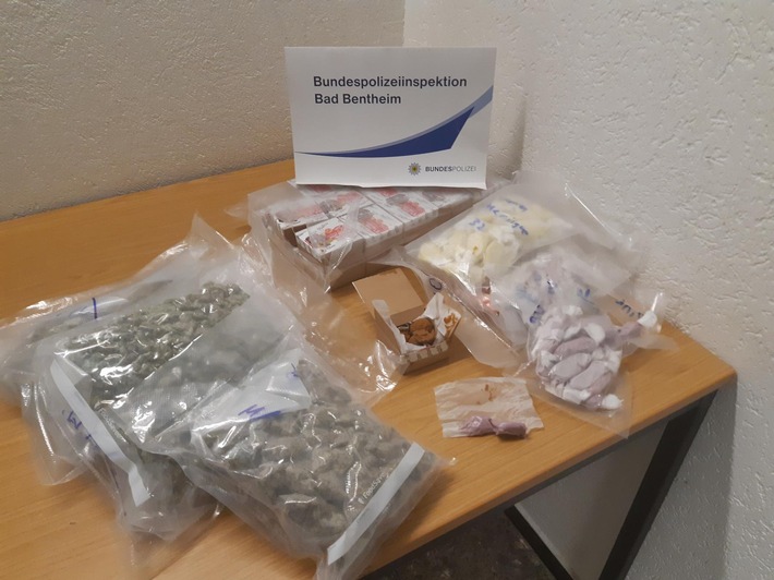 BPOL-BadBentheim: Bundespolizei findet Drogen in der Sporttasche eines 29-Jährigen