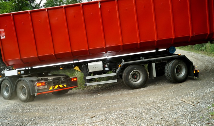 Wendiger Spezial-Lkw für den Forsteinsatz