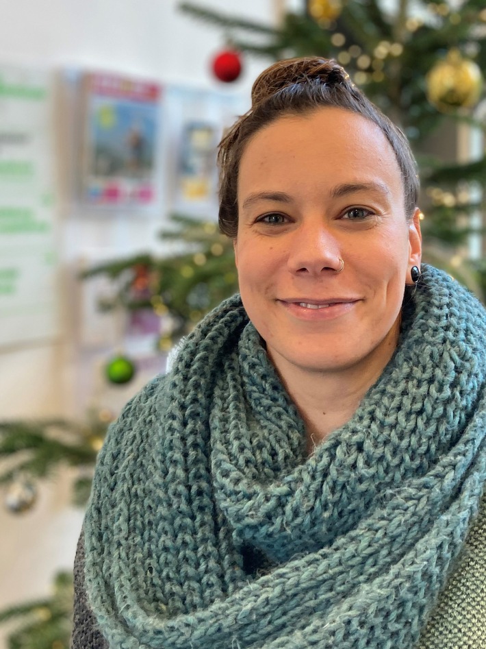 Die Weihnachtszeit im Zeichen von Energiekrise und Inflation: Ina Franzkewitz vom SOS-Kinderdorf Frankfurt im Interview