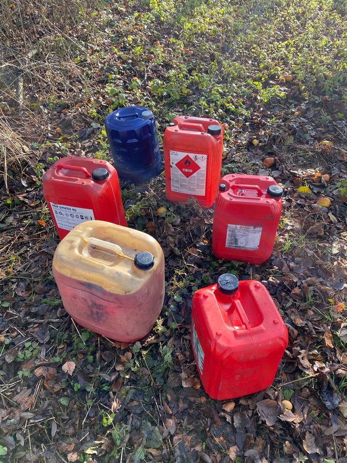 POL-HN: Main-Tauber-Kreis: Kanister mit Sondermüll im Wasserschutzgebiet entsorgt - Zeugen gesucht