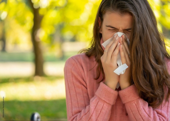 Hatschi! Der Frühling liegt in der Luft / Nasenspülungen mit der Emser Nasendusche sind eine natürliche Hilfe bei Allergie