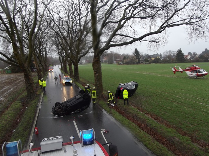 FW-DO: 23.02.2020 Unfall in Dortmund-Nette. Verkehrsunfall mit drei Verletzten.