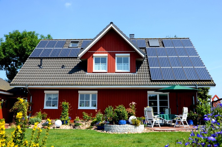 Zahl der Woche: 68 | Vom eigenen Dach in die Steckdose: Die Mehrheit würde gerne Photovoltaik nutzen