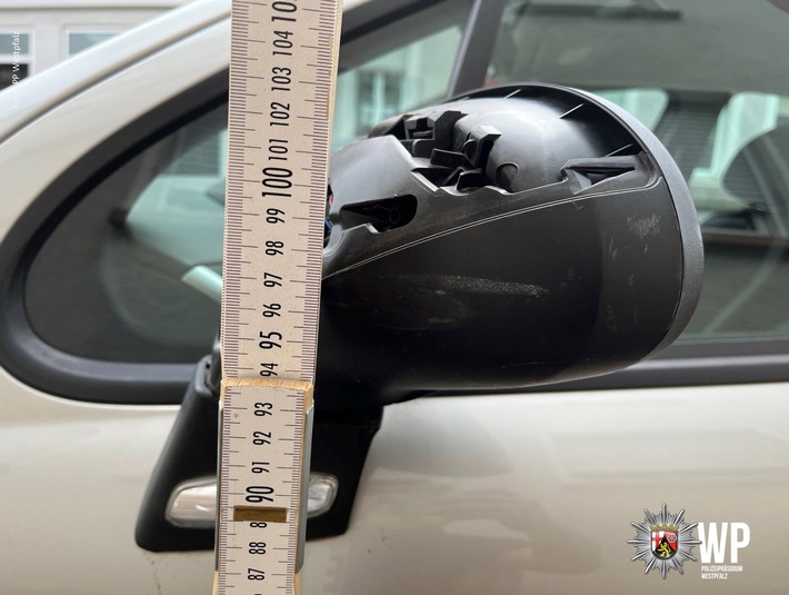 POL-PDKL: Peugeot im Vorbeifahren gerammt