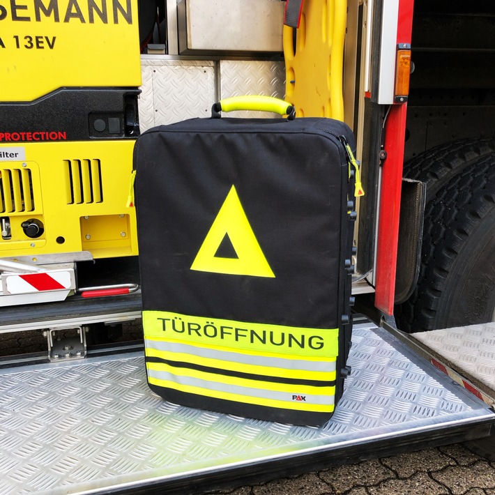 FW Alpen: Person in Wohnung