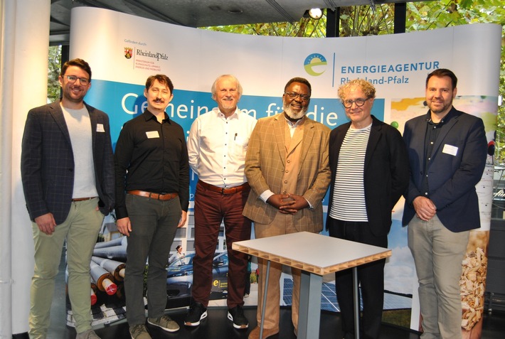 Umweltwärme und kalte Nahwärmenetze als zentrale Bausteine der Wärmewende