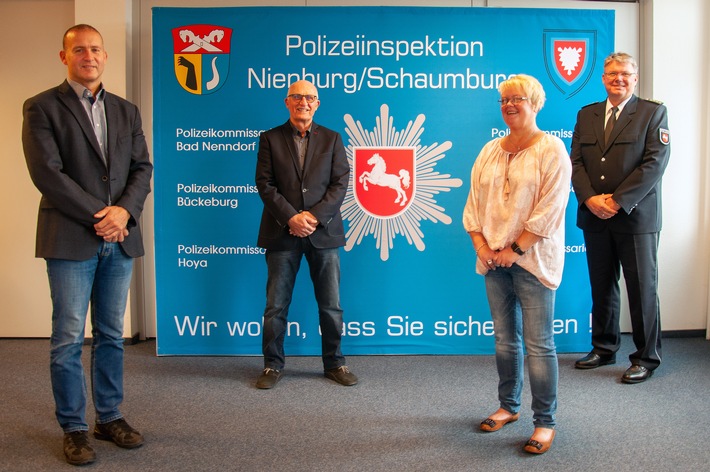 POL-NI: Nienburg-Polizeichef trifft sich mit "Weißen Ring"