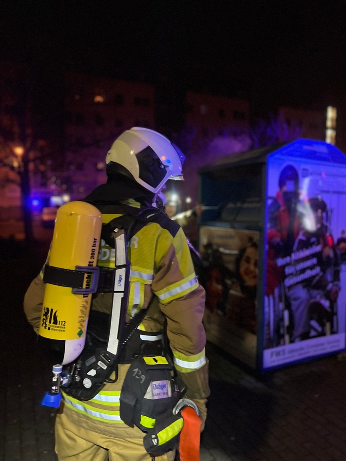 FW Dresden: Einsatzbilanz der Silvesternacht 2024/2025: Feuerwehr Dresden zieht Resümee