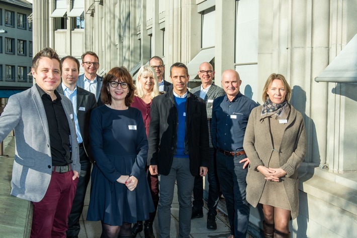 Medienmitteilung: Forum für die Neue KV-Lehre ab 2023 auf dem Platz Zürich initiiert