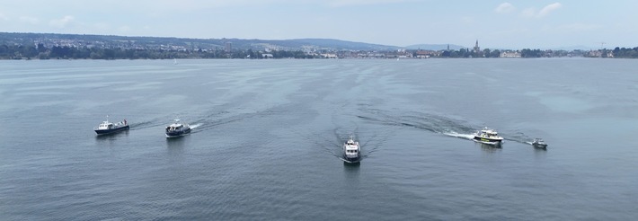 HZA-SI: Zollboot &quot;Haltnau&quot; in Konstanz feierlich in Dienst gestellt / Neues Einsatzboot für Zollkontrollen auf dem Bodensee