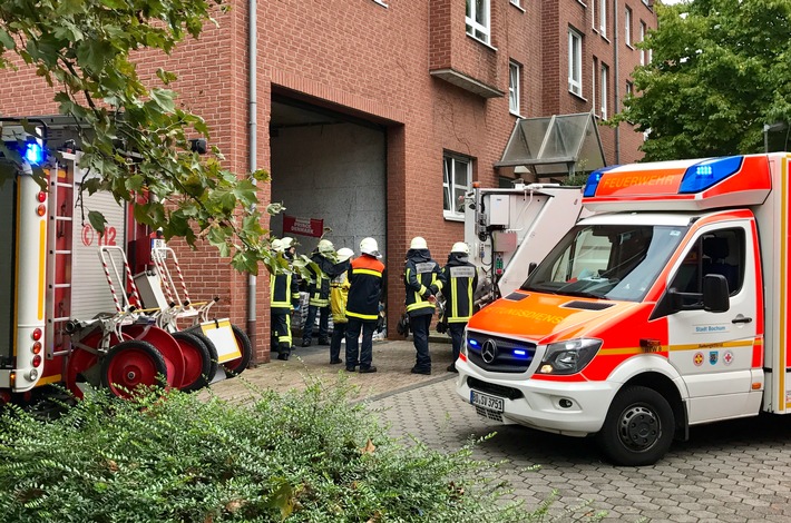 FW-BO: Schwerer Arbeitsunfall in Altenbochum