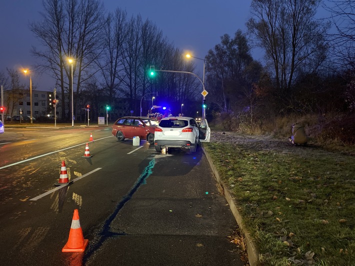 POL-ANK: Betrunkener Autofahrer baut Verkehrsunfall