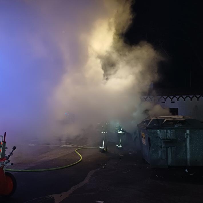 FW-EN: Wetter - Feuerwehr am Wochenende und zum Wochenbeginn mehrmals im Einsatz