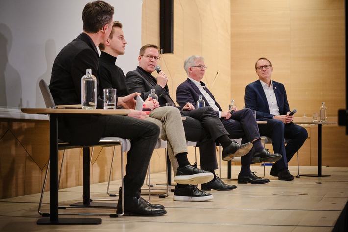 Bundestagswahl: Parteien wollen Apotheken stärken, Honorierung angehen und Leistungen ausbauen