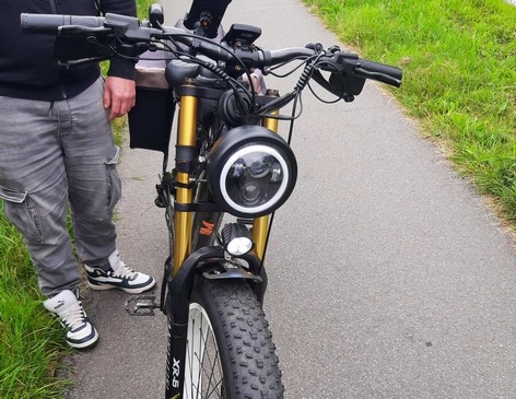 BPOL-FL: Rad mit Motor ohne Kennzeichen unterwegs