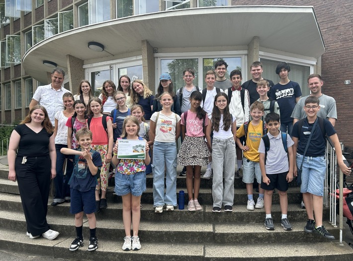 Vom Schulhof an die Uni: Dortmunder Schülerzeitungsredaktion erlebt Medienpraxis an der Uni Münster