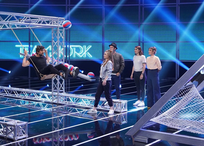 Erhitzen, hochschaukeln, einlochen: Tom Beck, Giovanni Zarrella und Ben geben bei "TEAMWORK" auf ProSieben alles für ihre Fans