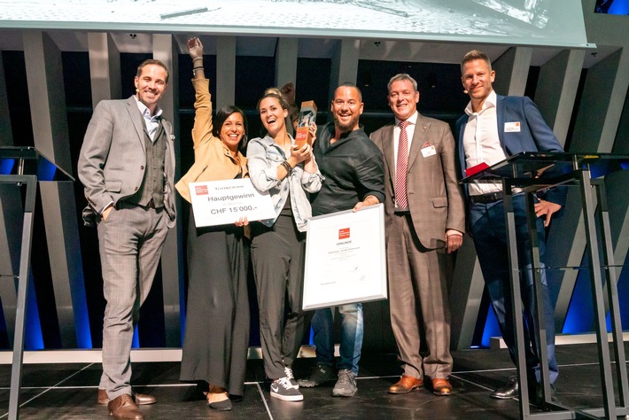 GastroSuisse und die Schweizerische Gesellschaft für Hotelkredit fördern innovative Hotel-Konzepte / Bretterhotel gewinnt Hotel Innovations-Award