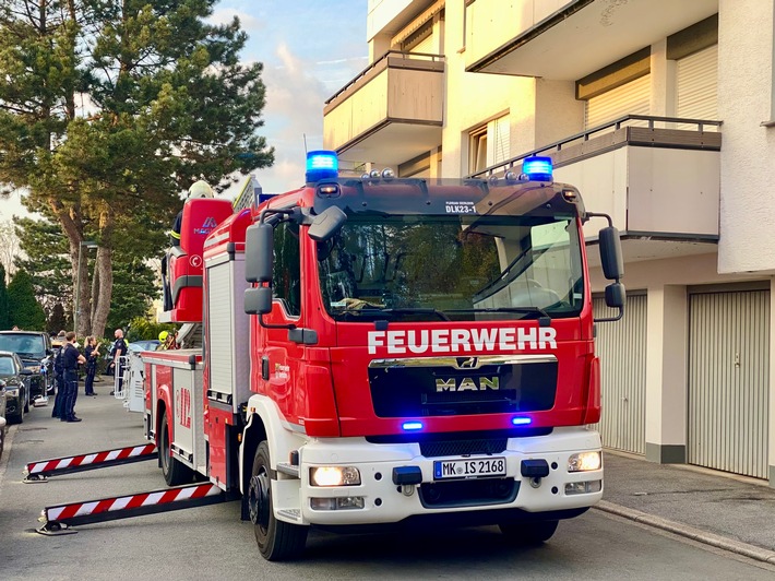 FW-MK: Brand in Wohnung - Eine Person gerettet