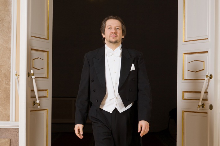 3sat zeigt Konzert &quot;Lev Vinocour - Schweizer Klavierabend in Sankt Petersburg&quot;