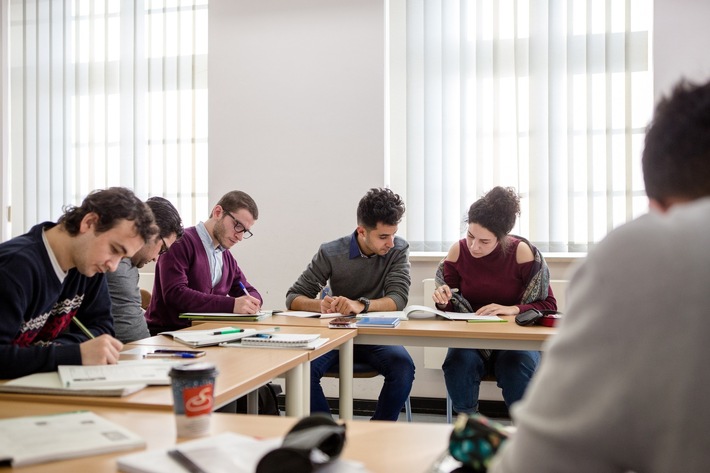 DAAD zum Weltflüchtlingstag: &quot;Qualifizierung von Geflüchteten als Daueraufgabe begreifen&quot; | DAAD-PM Nr. 27