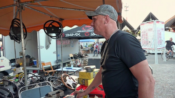 Diese Woche bei "Hartz und herzlich - Tag für Tag Benz-Baracken": Autounfall von Elvis