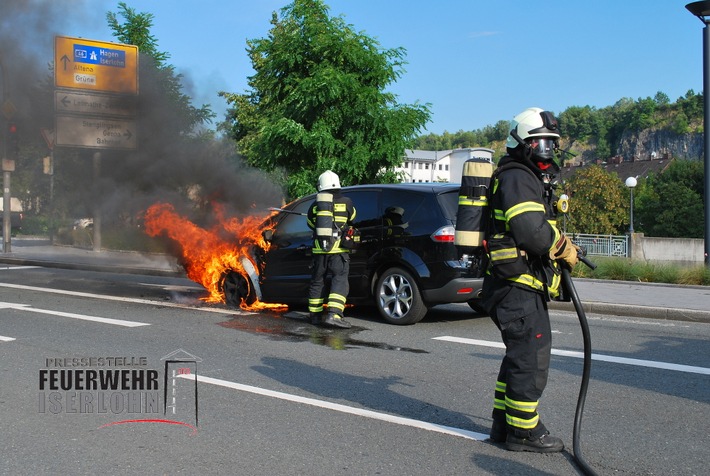 FW-MK: Fahrzeugbrand in Letmathe