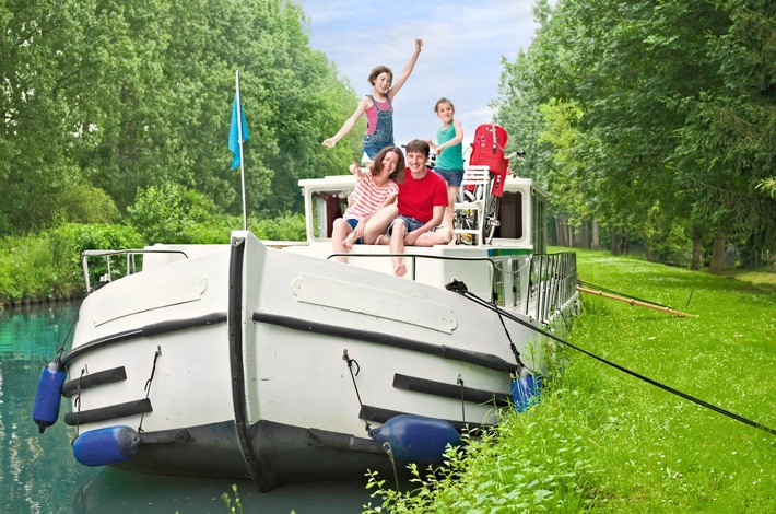 Entschleunigen auf dem Hausboot – Urlaub auf dem Wasser im Trend