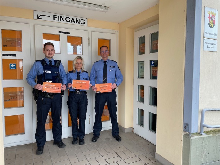 POL-PDTR: Polizeiinspektion Birkenfeld beteiligt sich am &quot;Orange Day 2023&quot;