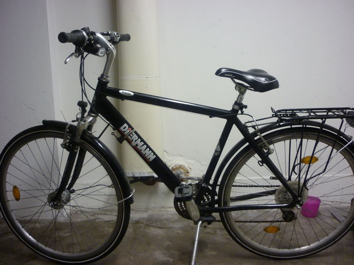 POL-BOR: Gronau - Wem gehört dieses Fahrrad? (Jetzt mit Bild)