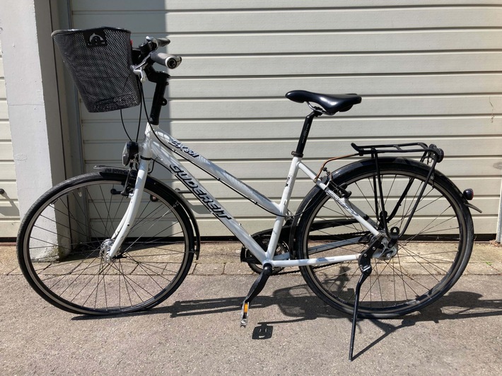 POL-LIP: Lemgo-Brake. Wem gehört das Fahrrad?