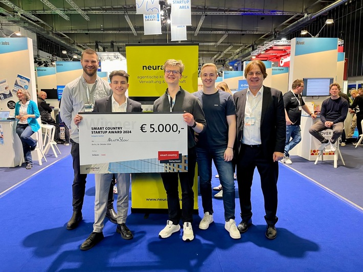 Studentisches Unternehmen neuraflow gewinnt den Smart Country Startup Award 2024