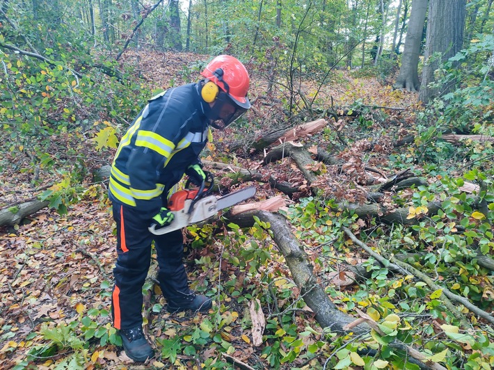 FW-KLE: Sturmtief Emir: Entspannte Lage für die Freiwillige Feuerwehr Bedburg-Hau