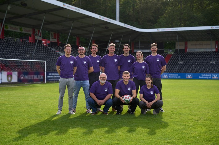 SWR Serie "Bolzen" um einen Fußballer im Karrieretief / Dreharbeiten zur Comedyserie im Kreisliga-Universum in der Region Stuttgart