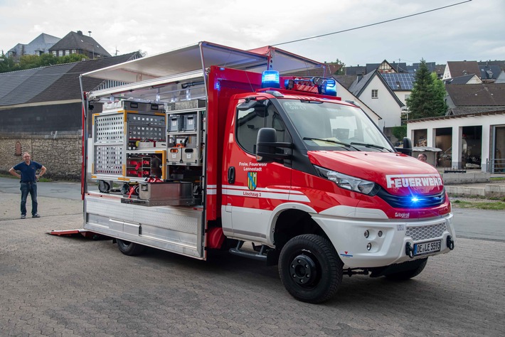 FW-OE: Neuer Gerätewagen Logistik 1 für die Feuerwehr Lennestadt
