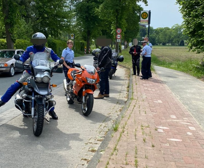 POL-ST: Lienen, Motorradkontrolle