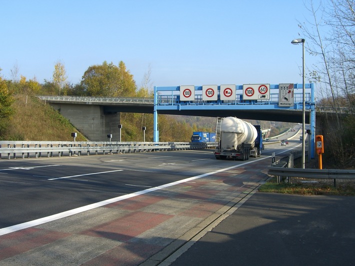 POL-GOE: (887/2007) Mit überhöhtem Tempo in die Ferien ?- Achtung: Geschwindigkeitskontrollen auf der A 7 gehen weiter !