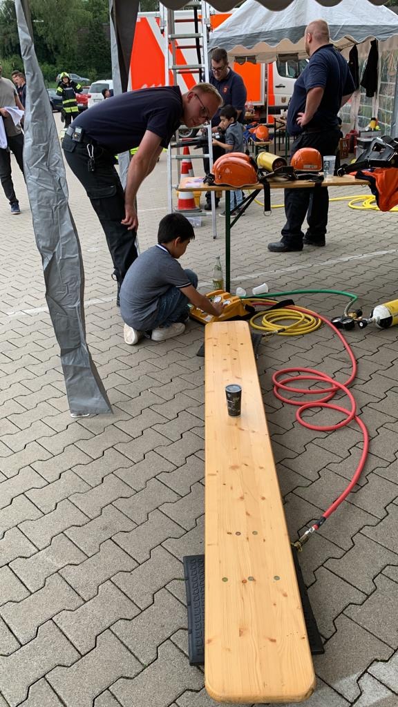 FW-EN: Feuerwehr stellt sich beim Schwelmer-Sport-Aktiv-Tag vor