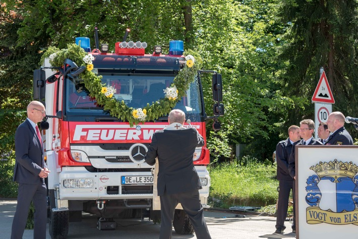FW-OE: Feuerwehrfest mit Fahrzeugeinweihung und strahlendem Sonnenschein