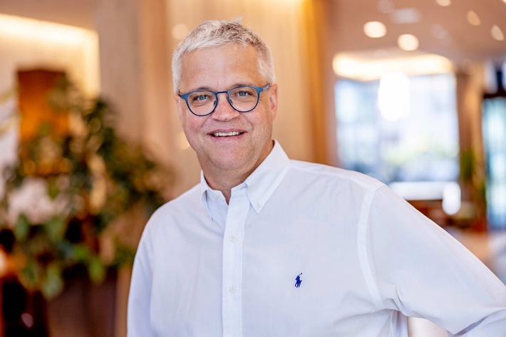 BAULINK bündelt Kommunikationskompetenz unter neuem Namen: CUNOVIA startet in Chur