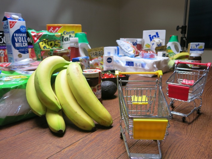 Duell der Supermarkt-Giganten: "ZDFzeit: REWE gegen EDEKA" (FOTO)