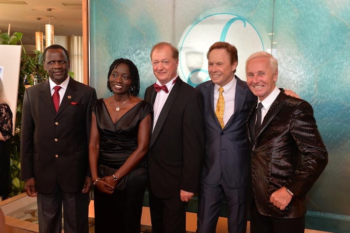 Hotel & Spa Larimar****S in Stegersbach:  Fundraising-Dinner mit Frau Dr. Auma Obama, Schwester des US Präsidenten Barack Obama - BILD