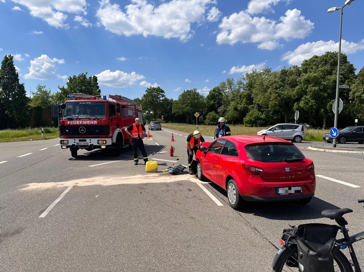 FW-Schermbeck: Verkehrsunfall auf der Weseler Straße