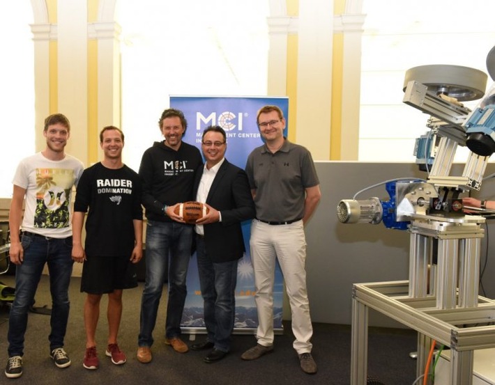 SWARCO RAIDERS Tirol trainieren mit MCI-Technologie - BILD
