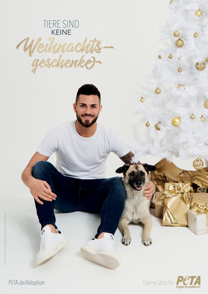 Danny Latza für PETA: &quot;Tiere sind keine Weihnachtsgeschenke&quot; / Mittelfeldspieler des 1. FSV Mainz 05 gegen Tierleid unterm Christbaum