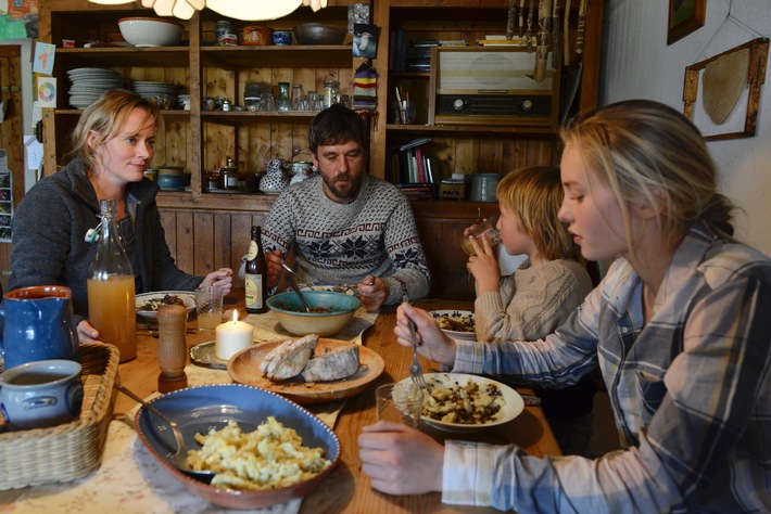 Drehstart für SWR-Fernsehfilm "Königin der Nacht"
mit Silke Bodenbender und Peter Schneider